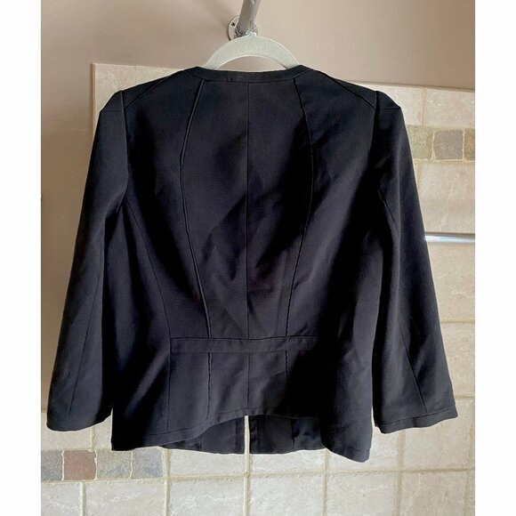WHBM cropped blazer jacket, black, 8 - Picture 2 of 5